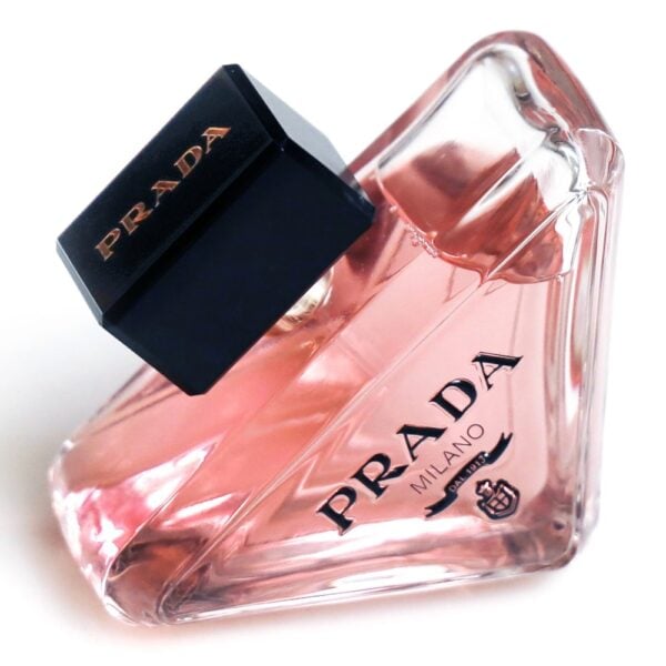 Prada Paradoxe Eau de Parfum 90ml with Free Beauty Mirror