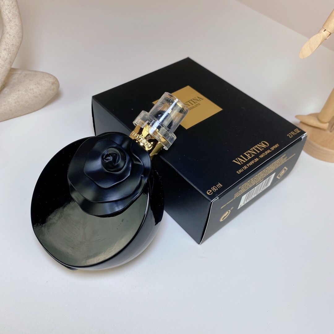 Valentino Black Carved ebony Essence 80ml